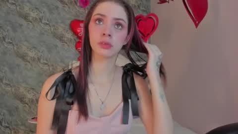 C A M I L L E N    Help me get to the top online show from February 2025 07:38:02 PM