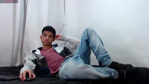 camillo_beischel_ online show from September 2025 05:29:02 PM