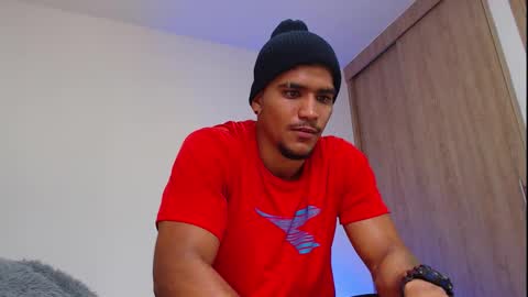 camilo_contre21 online show from November 2025 07:24:01 PM