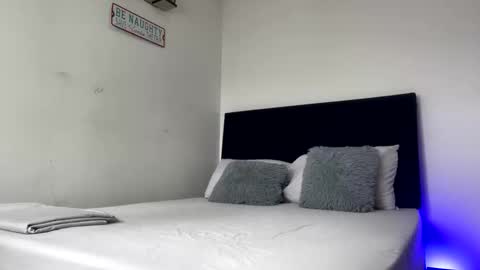 Snapshot of camilo_contre21 chatting on January 2026 07:15:02 PM camilo_contre21 online show from January 2026 07:15:02 PM