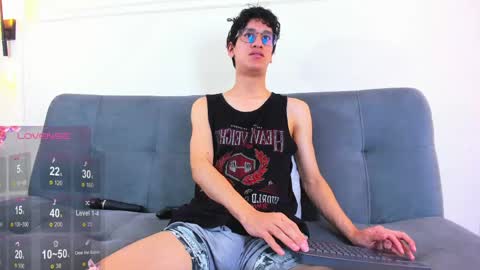 Snapshot of camilo_stark chatting on May 2026 03:26:01 AM Camilo online show from May 2026 03:26:01 AM