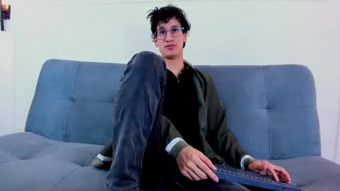 Snapshot of camilo_stark chatting on June 2026 03:12:01 AM Camilo online show from June 2026 03:12:01 AM
