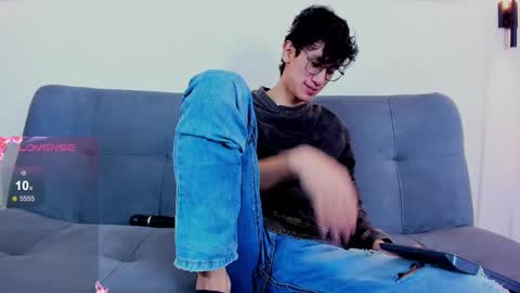 Snapshot of camilo_stark chatting on June 2026 03:22:02 AM Camilo online show from June 2026 03:22:02 AM