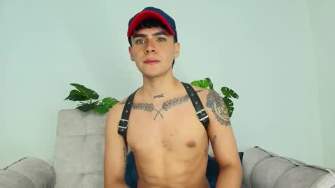Snapshot of camilo_xcam chatting on September 2025 04:39:02 PM CAMILO online show from September 2025 04:39:02 PM