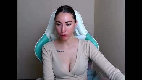 cammila horn online show from May 2026 05:13:01 AM