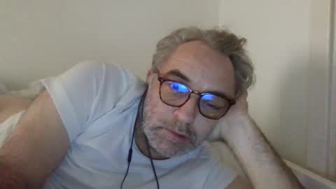 Snapshot of camoswan chatting on December 2024 10:50:02 AM Swan online show from December 2024 10:50:02 AM