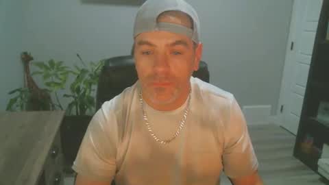CanadianBacon6969 online show from November 2025 07:58:01 AM