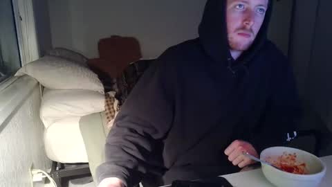 Snapshot of canadianstud18 chatting on February 2025 04:37:01 AM Devon online show from February 2025 04:37:01 AM