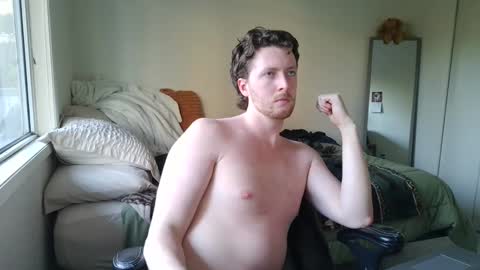 Snapshot of canadianstud18 chatting on February 2025 12:42:01 AM Devon online show from February 2025 12:42:01 AM