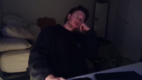 Snapshot of canadianstud18 chatting on February 2025 01:52:01 AM Devon online show from February 2025 01:52:01 AM