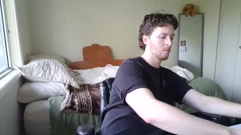 Snapshot of canadianstud18 chatting on February 2025 05:33:01 PM Devon online show from February 2025 05:33:01 PM