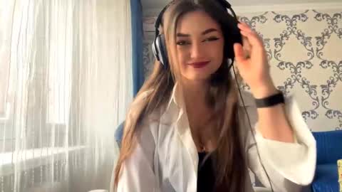 Snapshot of cancychill chatting on October 2025 09:33:01 AM Kate online show from October 2025 09:33:01 AM