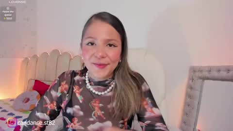 Snapshot of candase_ chatting on January 2025 09:42:01 PM Candase online show from January 2025 09:42:01 PM