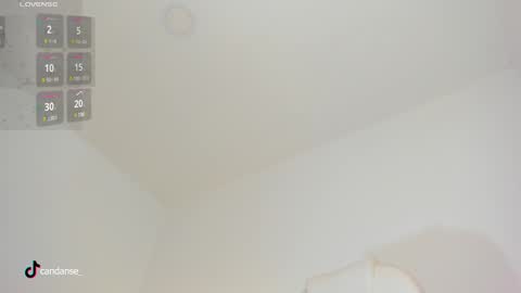 Snapshot of candase_ chatting on January 2025 11:14:02 PM Candase online show from January 2025 11:14:02 PM