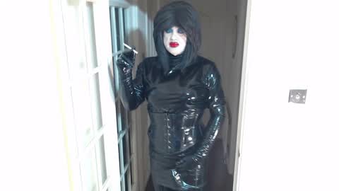 candi smokes online show from December 2024 07:21:02 PM