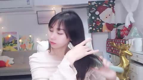 candy8998 online show from December 2025 10:18:02 PM