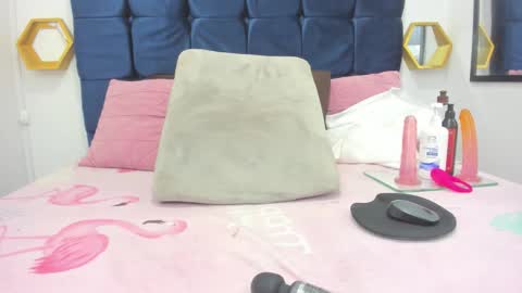 candy_big_tits18 online show from October 2025 12:22:01 AM