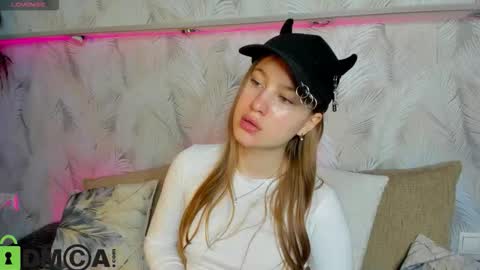 Candy online show from September 2025 04:17:02 AM