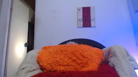 Dayan Camila online show from January 2025 01:28:01 PM