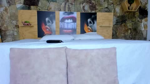 Jolie online show from September 2025 08:54:01 PM