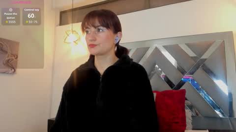 Snapshot of candy_hott7 chatting on November 2025 08:41:01 PM Candy hot online show from November 2025 08:41:01 PM