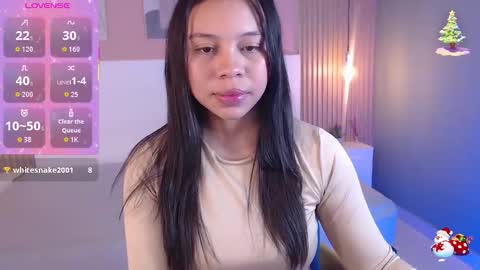 Snapshot of candy_lux30 chatting on November 2025 04:11:02 AM Candy online show from November 2025 04:11:02 AM