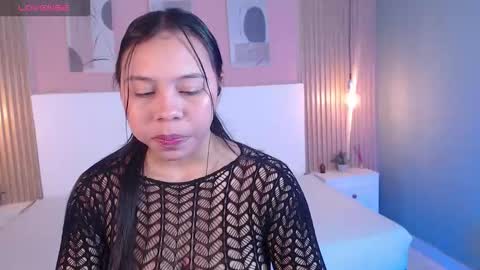 Snapshot of candy_lux30 chatting on November 2025 04:00:02 AM Candy online show from November 2025 04:00:02 AM