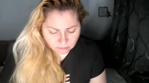 Laura online show from February 2025 06:59:02 AM