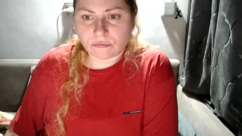 Laura online show from February 2025 07:36:01 PM