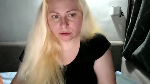 Laura online show from March 2025 05:29:01 PM