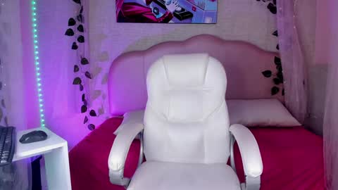 Snapshot of candycuckol chatting on December 2024 08:19:02 AM Candy online show from December 2024 08:19:02 AM