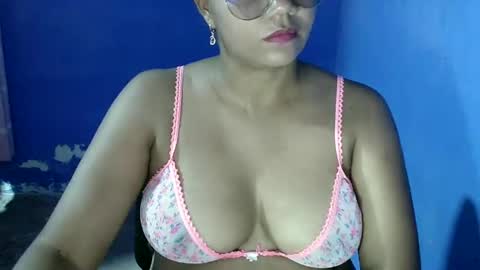 candyflowerlub online show from January 2025 03:11:01 AM