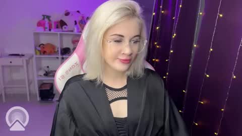 You can call me HH online show from October 2025 07:25:02 PM