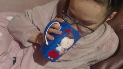 say meow and send tip  online show from February 2026 06:22:01 AM