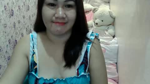 Snapshot of candyyonah03 chatting on May 2026 09:42:02 PM candyyonah03 online show from May 2026 09:42:02 PM