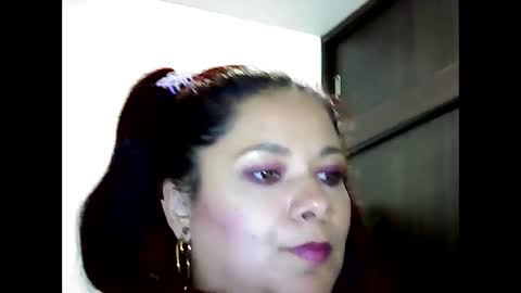 Snapshot of canelalovee chatting on September 2025 11:38:02 PM CANELA online show from September 2025 11:38:02 PM
