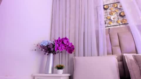 Snapshot of cannelasmith chatting on May 2026 12:18:01 AM cannelasmith online show from May 2026 12:18:01 AM