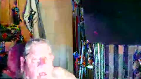 canoelicker69 online show from November 2025 05:45:02 PM