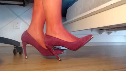 Snapshot of caolau chatting on September 2025 05:42:01 AM Miss Di online show from September 2025 05:42:01 AM