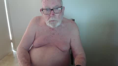 Snapshot of capt5105 chatting on January 2025 05:09:01 AM capt5105 online show from January 2025 05:09:01 AM