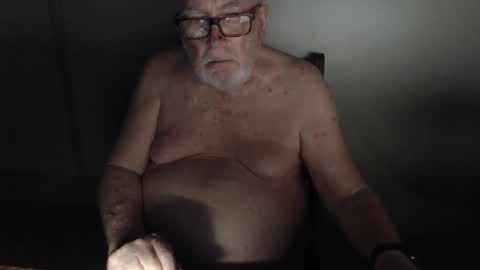 Snapshot of capt5105 chatting on February 2025 12:19:01 PM capt5105 online show from February 2025 12:19:01 PM