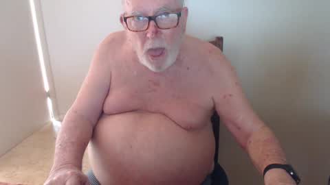 Snapshot of capt5105 chatting on February 2025 02:51:01 AM capt5105 online show from February 2025 02:51:01 AM