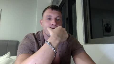 Snapshot of capt_oliver chatting on January 2025 05:29:01 PM follow my twitter  online show from January 2025 05:29:01 PM