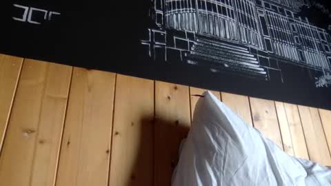 Snapshot of capt_oliver chatting on February 2025 05:15:02 AM follow my twitter  online show from February 2025 05:15:02 AM