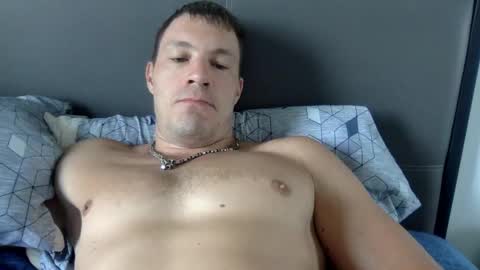 Snapshot of capt_oliver chatting on March 2025 05:08:01 AM follow my twitter  online show from March 2025 05:08:01 AM