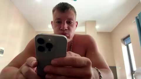 Snapshot of capt_oliver chatting on September 2025 05:29:02 AM follow my twitter  online show from September 2025 05:29:02 AM