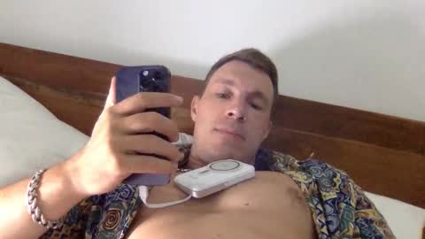 Snapshot of capt_oliver chatting on September 2025 04:34:01 PM follow my twitter  online show from September 2025 04:34:01 PM