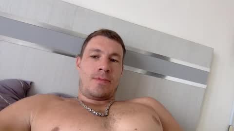 follow my twitter  online show from November 2025 04:33:02 AM