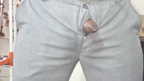 Snapshot of captain_juicyprecum chatting on December 2024 09:51:02 AM captian juicyprecum online show from December 2024 09:51:02 AM