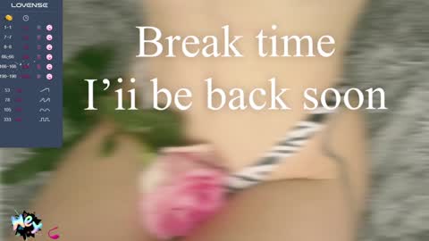 Snapshot of caramel_pie_ chatting on December 2024 09:53:02 PM caramel online show from December 2024 09:53:02 PM